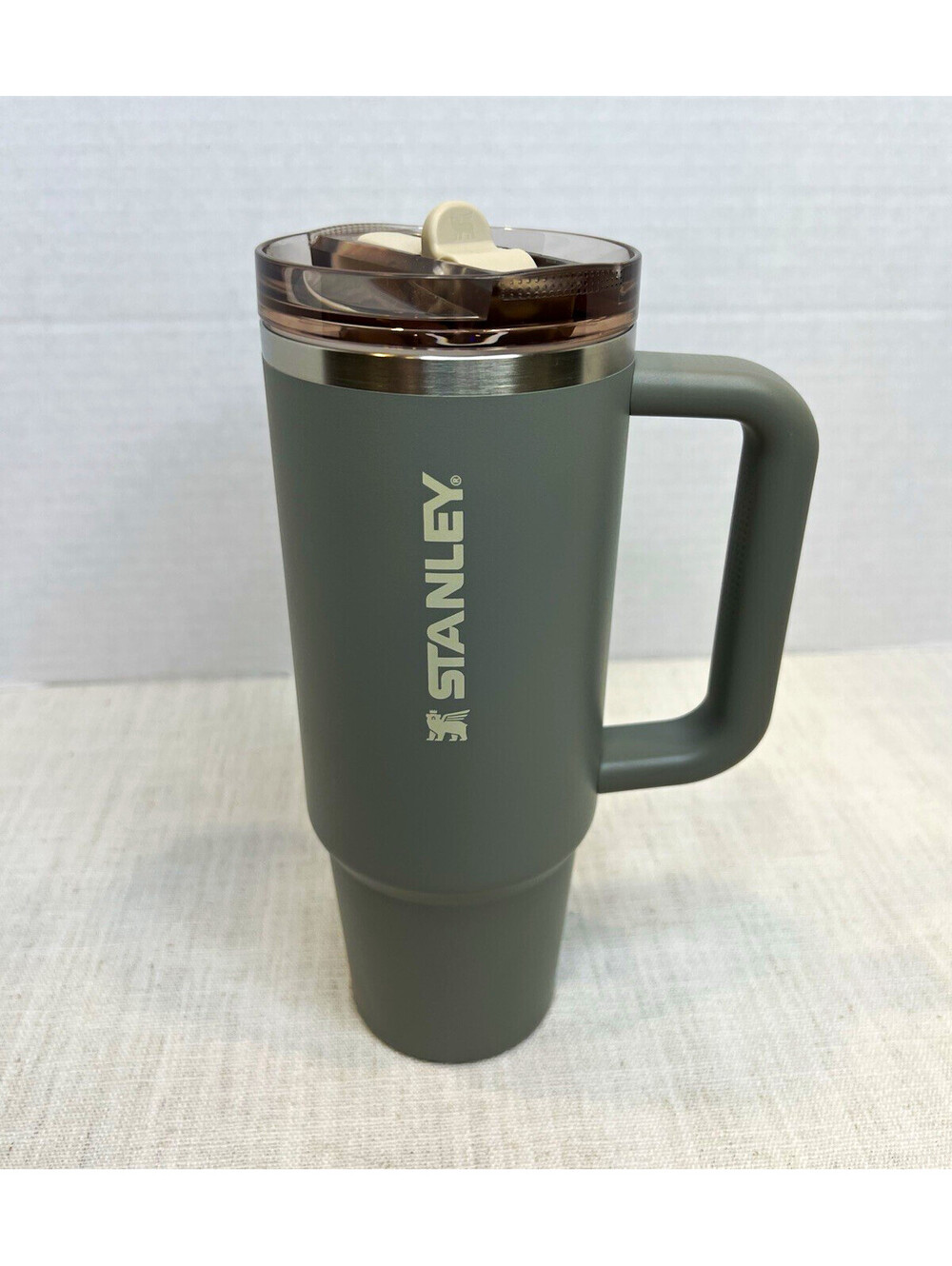Stanley Quencher Protour 30 oz Insulated Tumbler w/ Handle Sage Gray